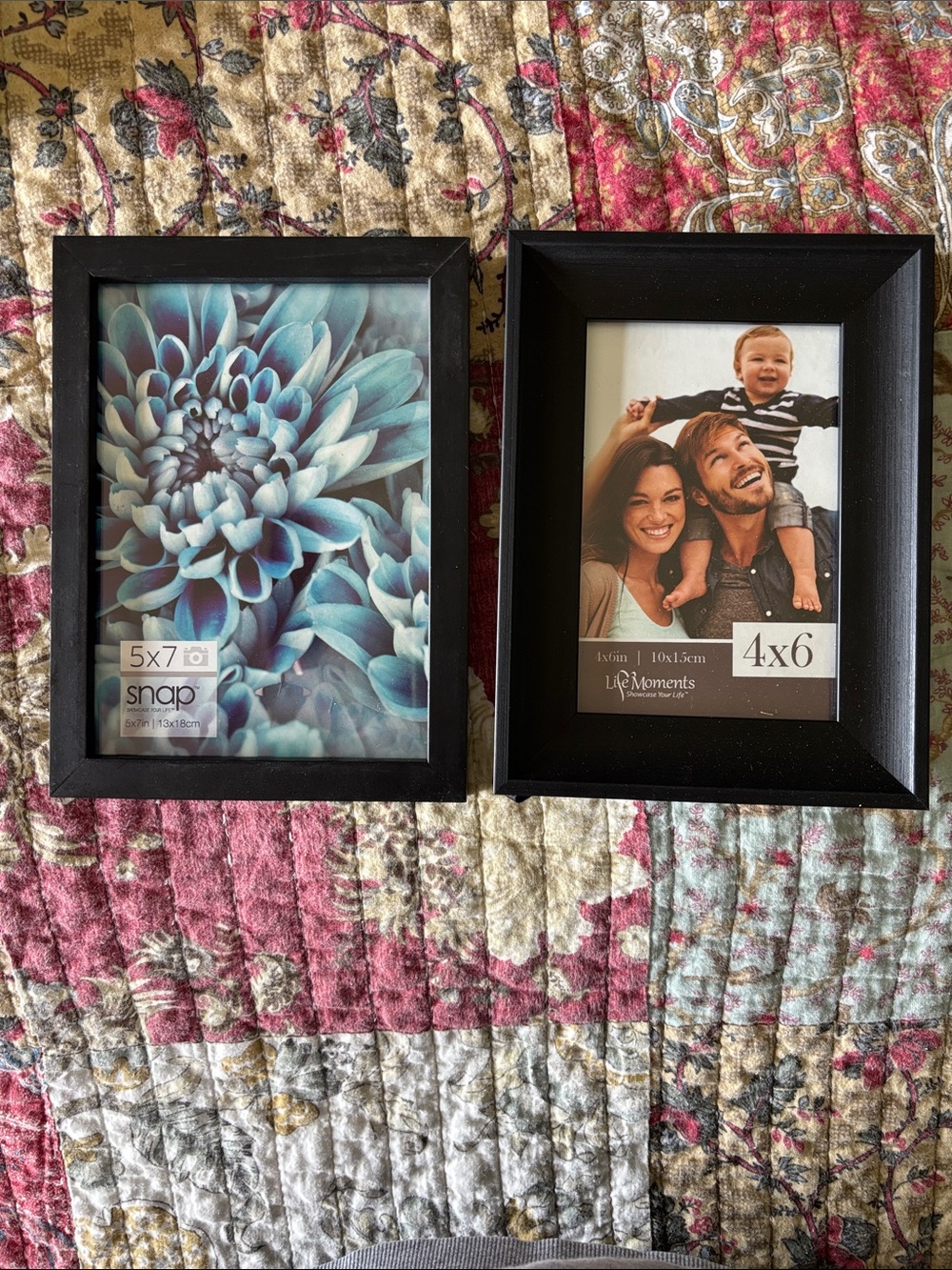Black picture frames